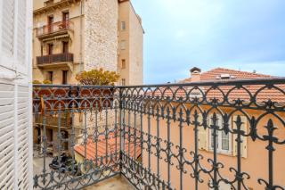 Joli Appartement proche Monaco - 0