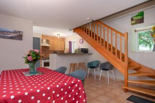 Chez nous - 3