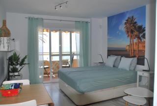 Studio 1 - Sea front - 8