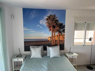 Studio 1 - Sea front - 6
