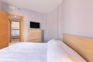 Apartamento con Piscina y Garaje - 1