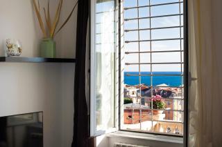 Trilocale in villa vista mare Apt 2 - 3