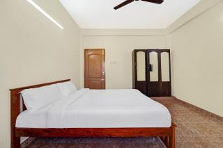 Collection O Senthamizh Residency - 8