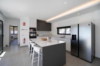 Lola Sea Villa - 9