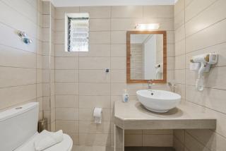 Alexandra Apartment 13 - 1