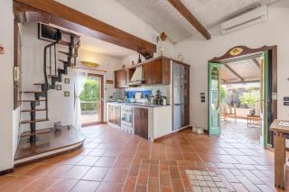 Villa Ellie - 100m from the beach - 8