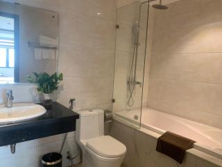 Hanoi Central Westlake Hotel - 3