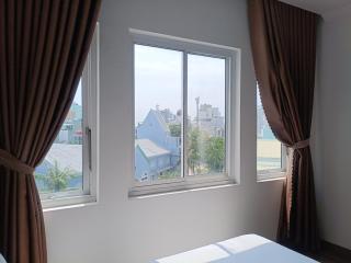 Queen-Hotel - 1