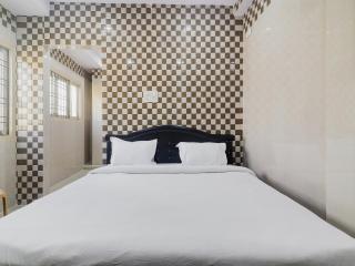 Hotel O Aroma Classic Near Nampally Railway station - 2