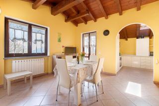 Relaxing Oasis In The Attic - 9