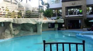 Boracay Travelodge Beach Resort - 8