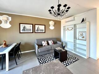 Panoramic Apartment - 8