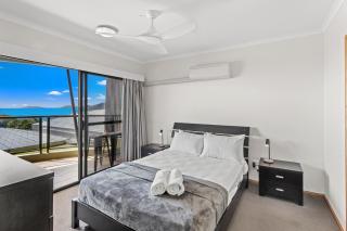 Whiskey on Orana - Airlie Beach - 2