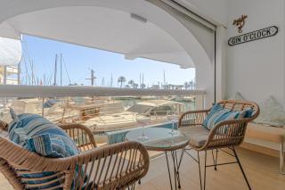 Luxury waterfront apartment - 0