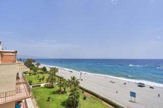 Beachfront apartment Torrox Costa - 5