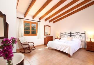 Villa Oliveres - 2