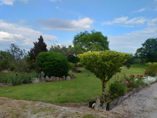 Gite Cosy, Piscine, Vue Montagnes - 3