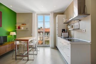 Delightful a Few Steps From Port - 9