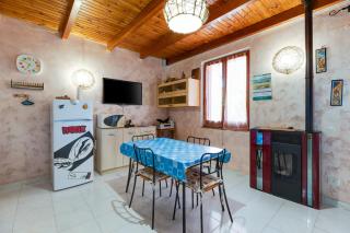 Home Holidays Pintadera 1 - 6