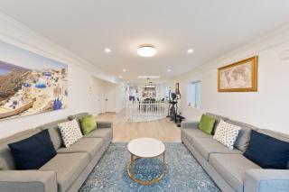 Large Cozy 2000 sf, 3 BR, Upto 12 Guest, Heart of City & Airport - 0