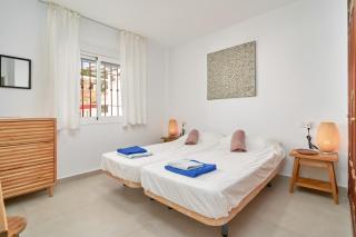 apartment with seaview in Burriana - 1