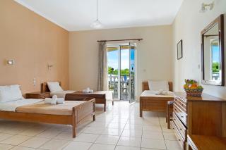 Sandy Maria studio 203 - 1