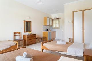 Sandy Maria studio 203 - 5