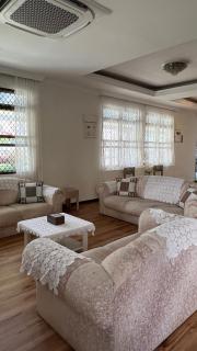 Robina Villa by the sea - 9