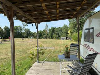 Caravane sur camping de Bramefort - 9