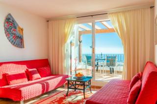 180-degrees sea view with pool - 9