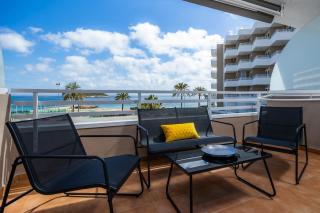 First Line Mediterranean Apartment - 8