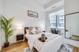 Modern and Cozy in Central KW with Gym - 4