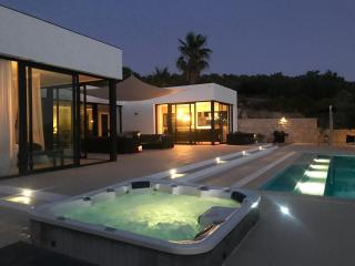 Hill house Spain -villa casa blanca - 8