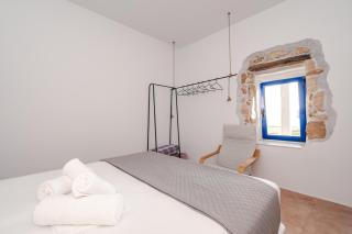 Sea-front Estate Navarino Baths - 3