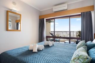 Sunny Escape - 5