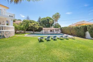 Marbella Villa - 16 Persons - - 6