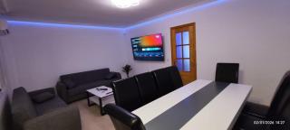 Semi-detached Hse - 6