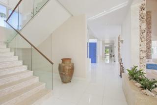 Stunning 6br villa with ocean view in Cap Cana - 3