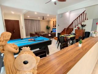 SemiD 16pax 5beds KTV Snooker BBQ Mahjong KSL Mall - 2