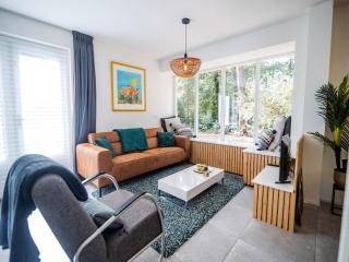Forest Villa in Markelo with Sunny Garden - 7