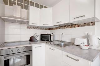 Los Geranios 304 - 5