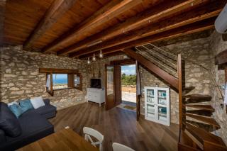 Villa Stone Walls with Jacuzzi - 1