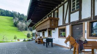 Schlegelhansenhof - 5