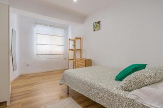 Apto Garaje Gratis Granada - Granada - 1