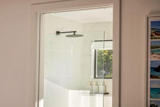 The Lookout | Sweeping views of Eagle Bay - 6