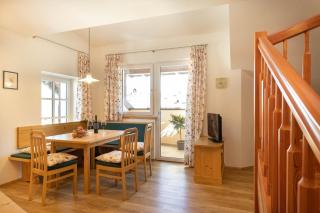 Stilvolle Maisonette mit Balkon - 3
