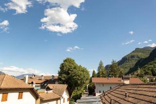 Stilvolle Maisonette mit Balkon - 1