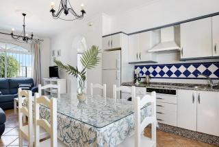 Chalet Fuente3 piscina común famila - 4