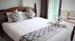 Thavisouk Hotel and Island - 1