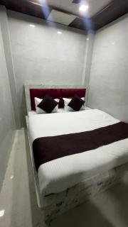 Geeta Bhawan - 8